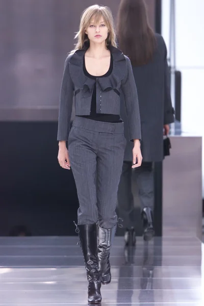 Look 38